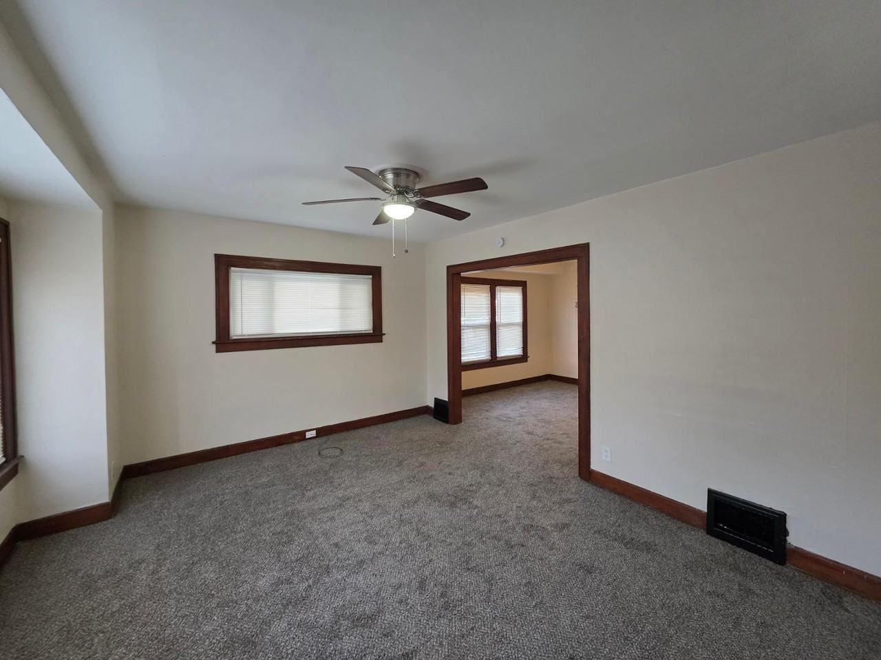 3803 Monroe St - Photo 3 of 19