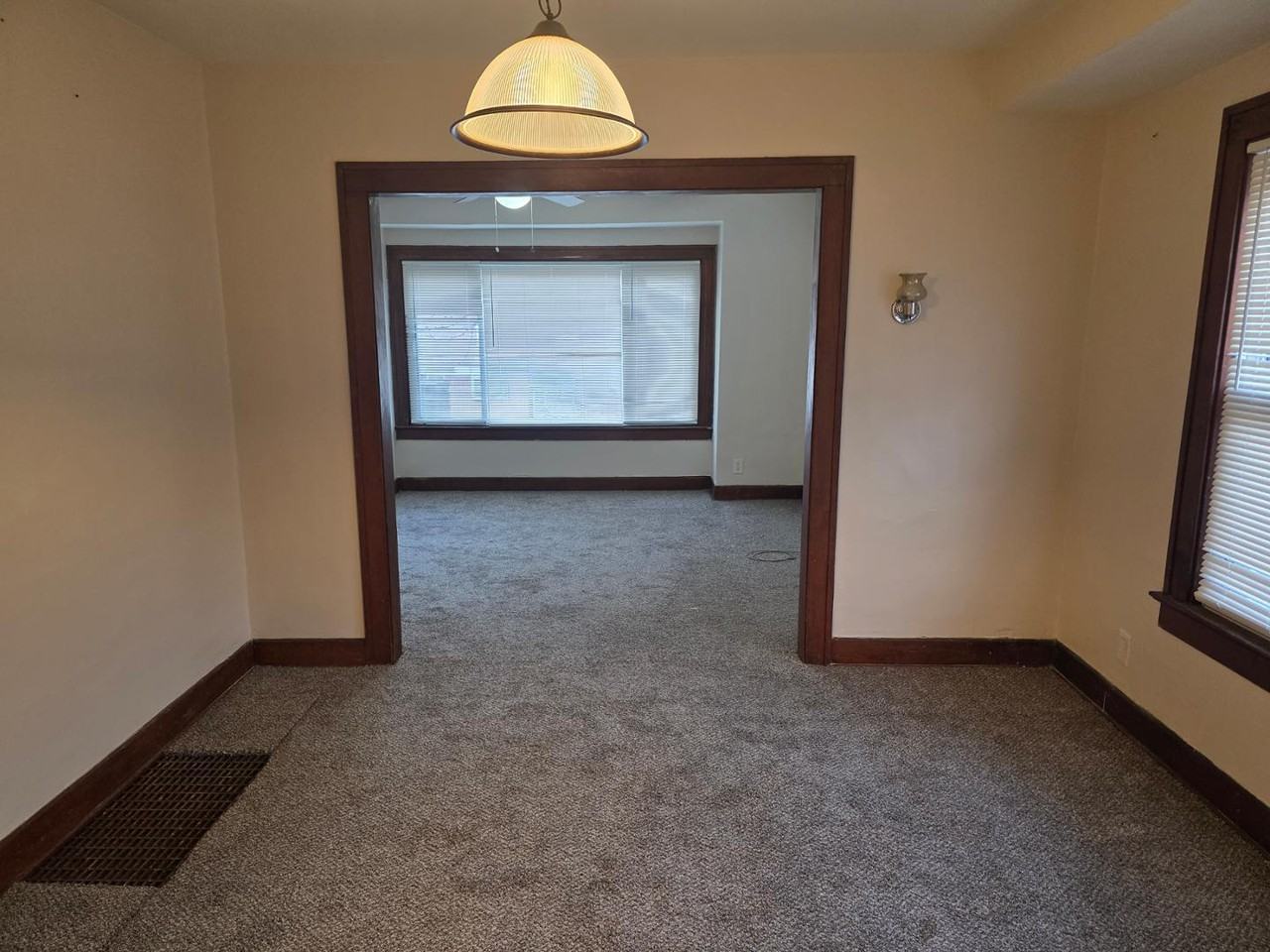 3803 Monroe St - Photo 6 of 19