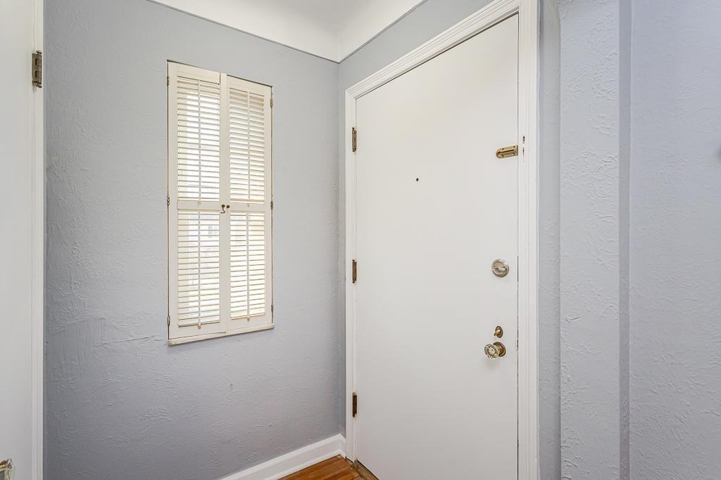 3926 Indian Rd #4 - Photo 3 of 24