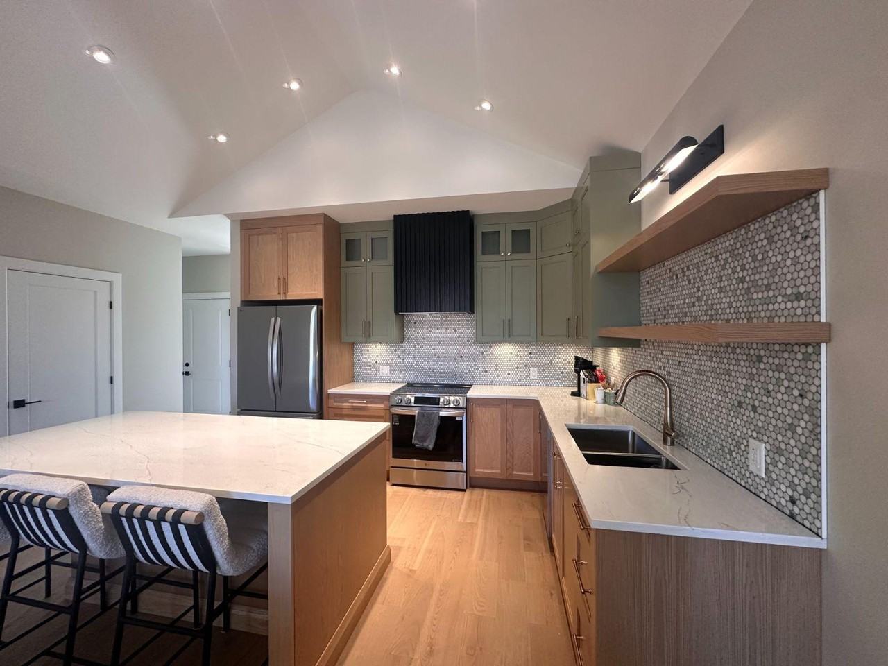 300 Hilversum Lane - Photo 5 of 12