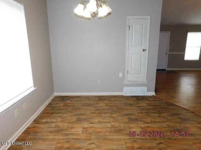 308 Avery Jordan Cv - Photo 6 of 16