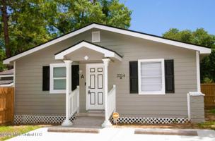 featured image of 2214 22nd St