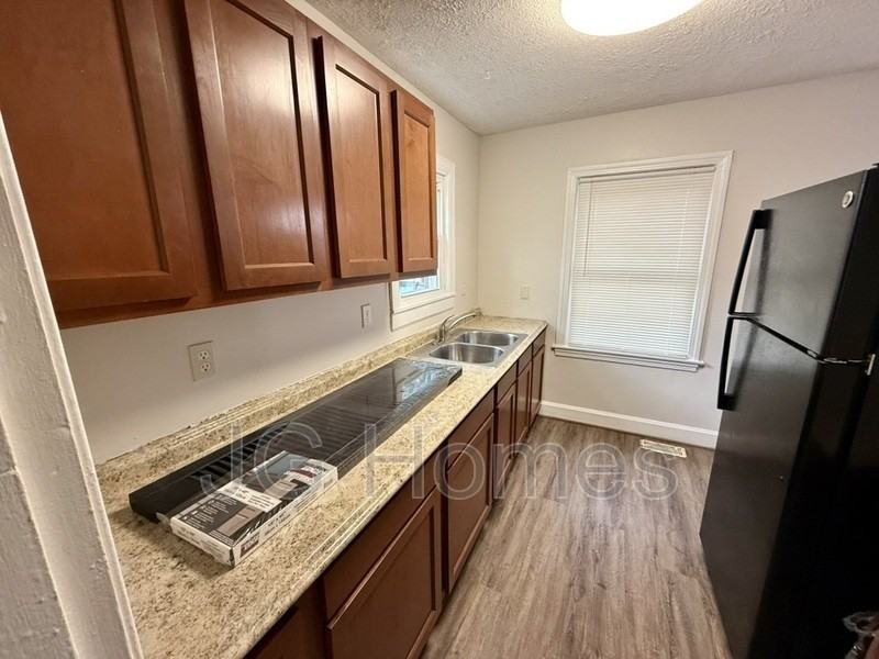 117 N 45th St - Photo 5 of 20