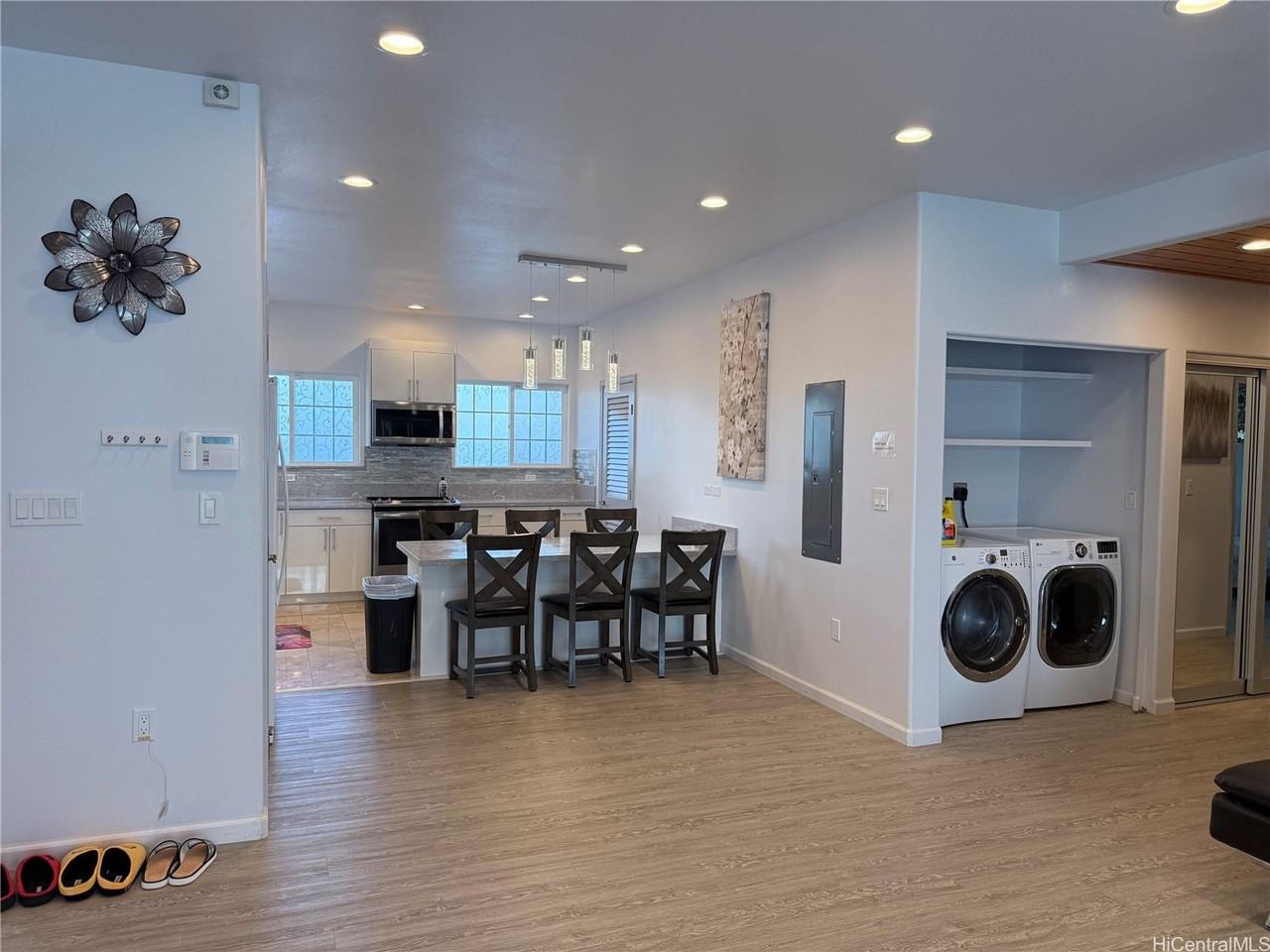 1380 Hoona St #A - Photo 4 of 23