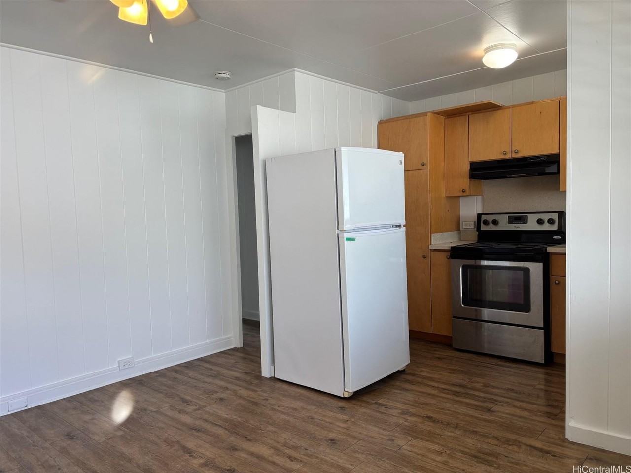 1237 Kamaile St - Photo 3 of 6