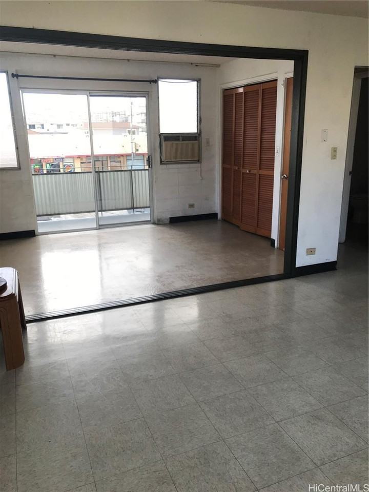 1409 Kinau St - Photo 2 of 6