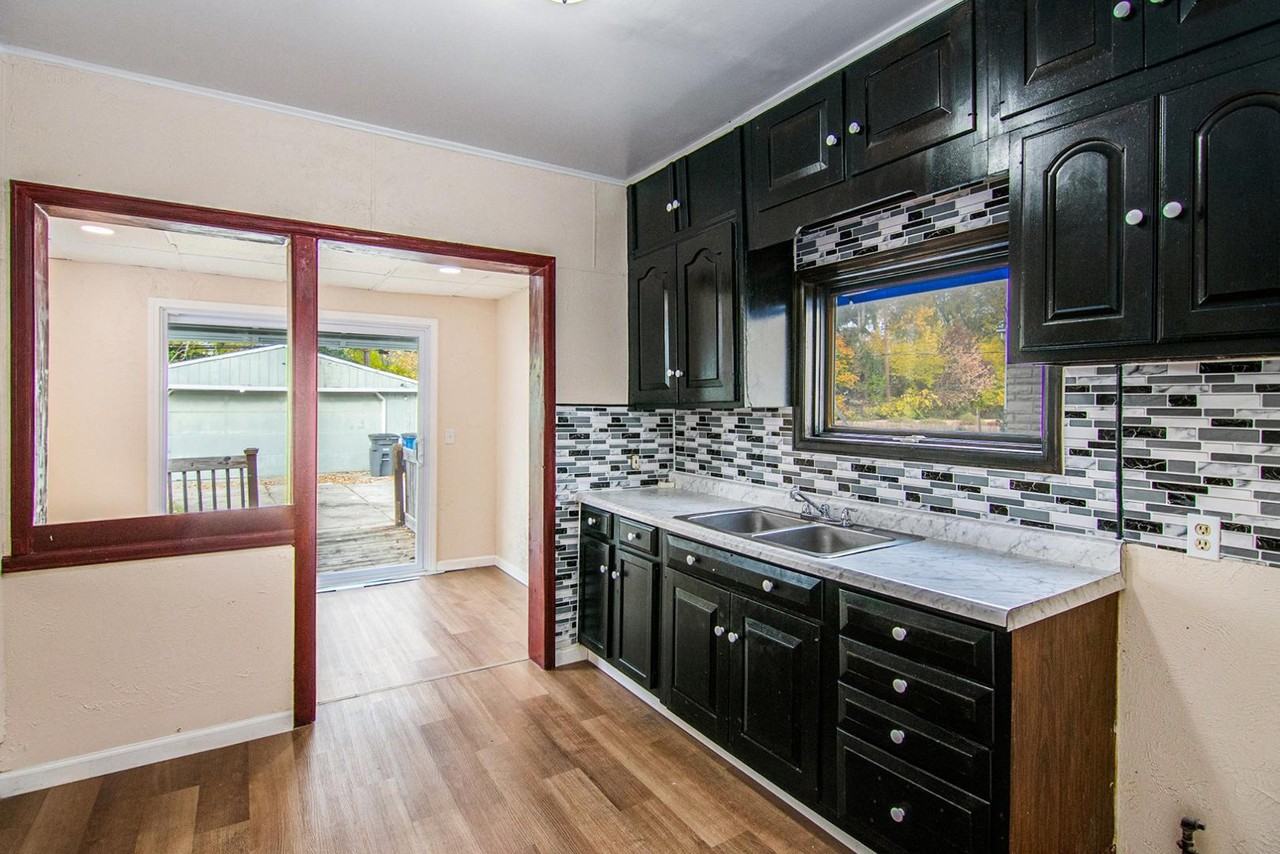 2939 Midwood Ave - Photo 6 of 19