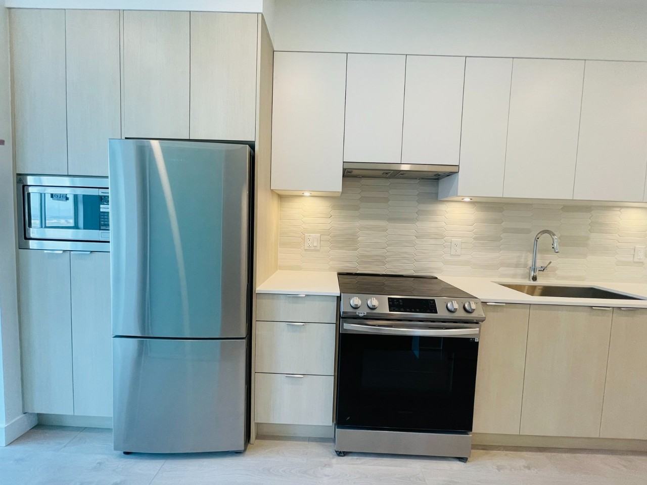 2499 Raymond Drive #610 - Photo 3 of 20