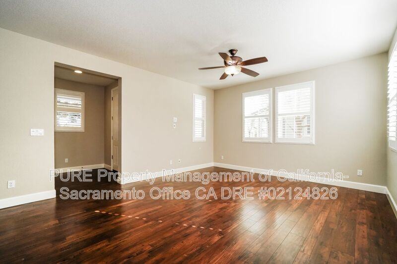 1553 Bonanza Ln - Photo 4 of 22