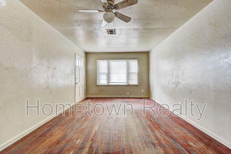 410 E Steed Dr - Photo 2 of 34