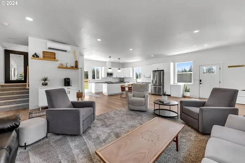 24605 Ne Berry Rd - Photo 6 of 22