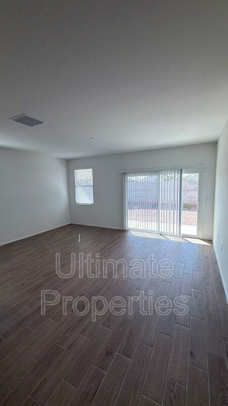 25300 N 184th Ln - Photo 3 of 9