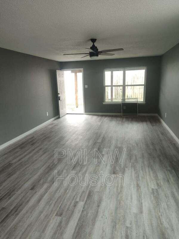 2687 Gessner Rd #702 - Photo 5 of 23