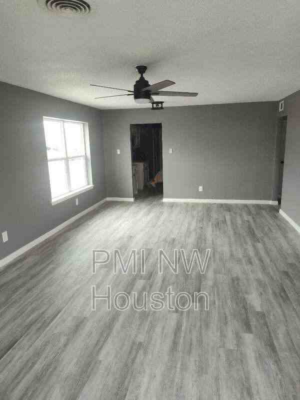 2687 Gessner Rd #702 - Photo 6 of 23