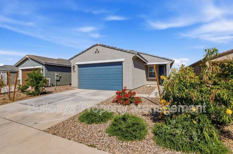 3136 E Hayden Rose Ave - Photo 3 of 33