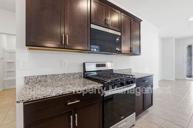 3136 E Hayden Rose Ave - Photo 7 of 33