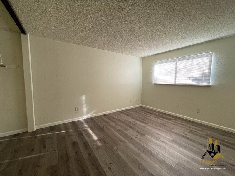 4802 Mary Kate Dr - Photo 7 of 10