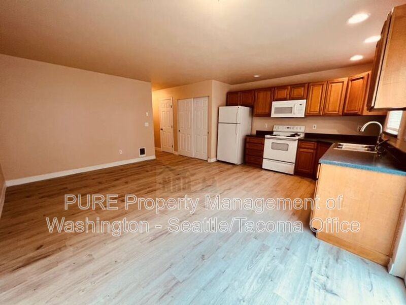 4536 S Puget Sound Ave #A - Photo 2 of 17