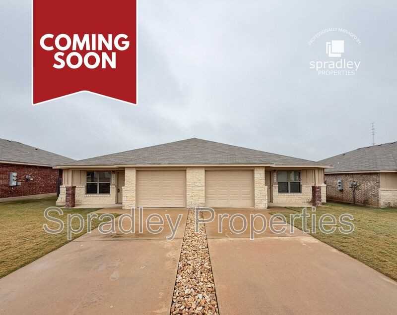 1571 Chance Ct - Photo 2 of 17