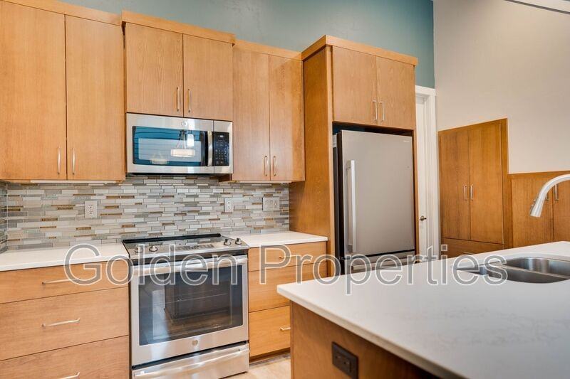 2839 N Cassiana Ct - Photo 2 of 24