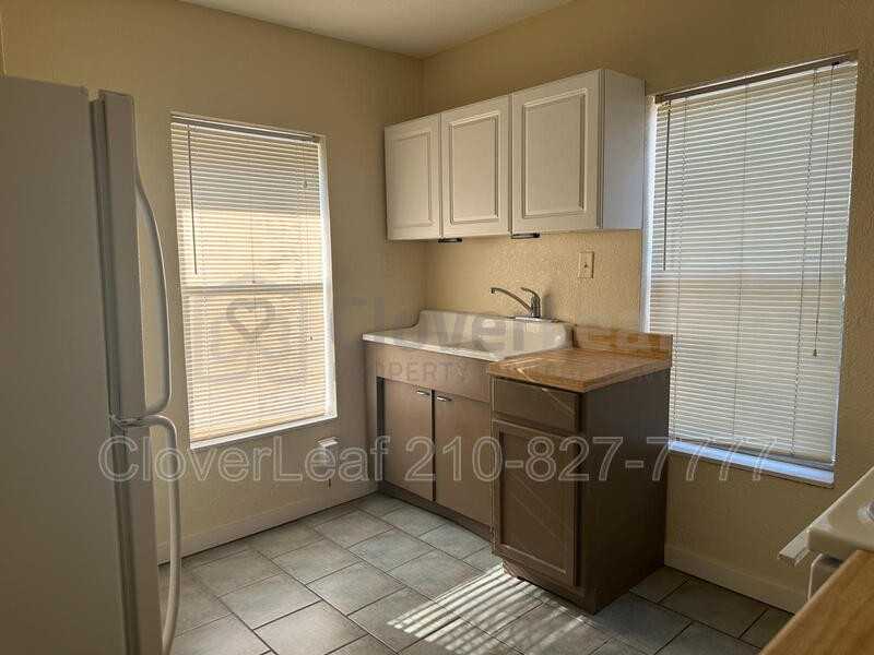 817 W Mulberry Ave #2 - Photo 7 of 19