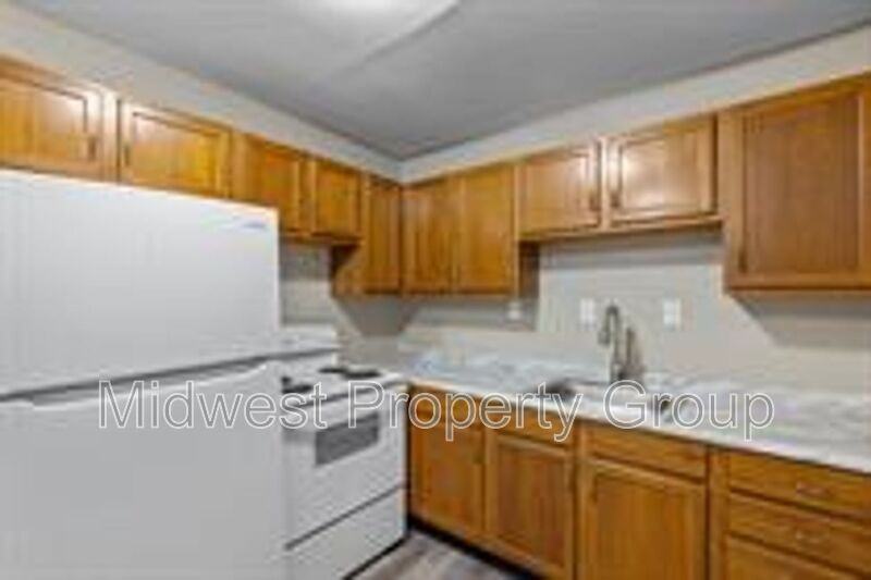 560 E Cherry St #304 - Photo 2 of 16