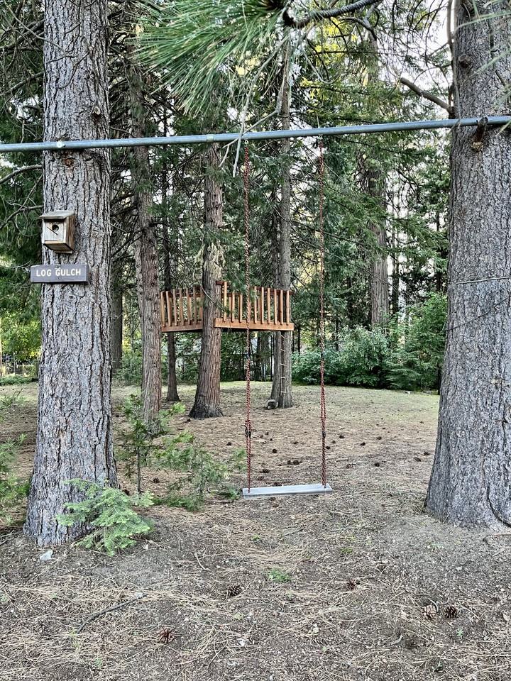 1239 W Scenic Dr - Photo 2 of 14