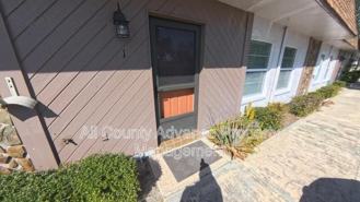 6189 Chesham Dr - Photo 1 of 1