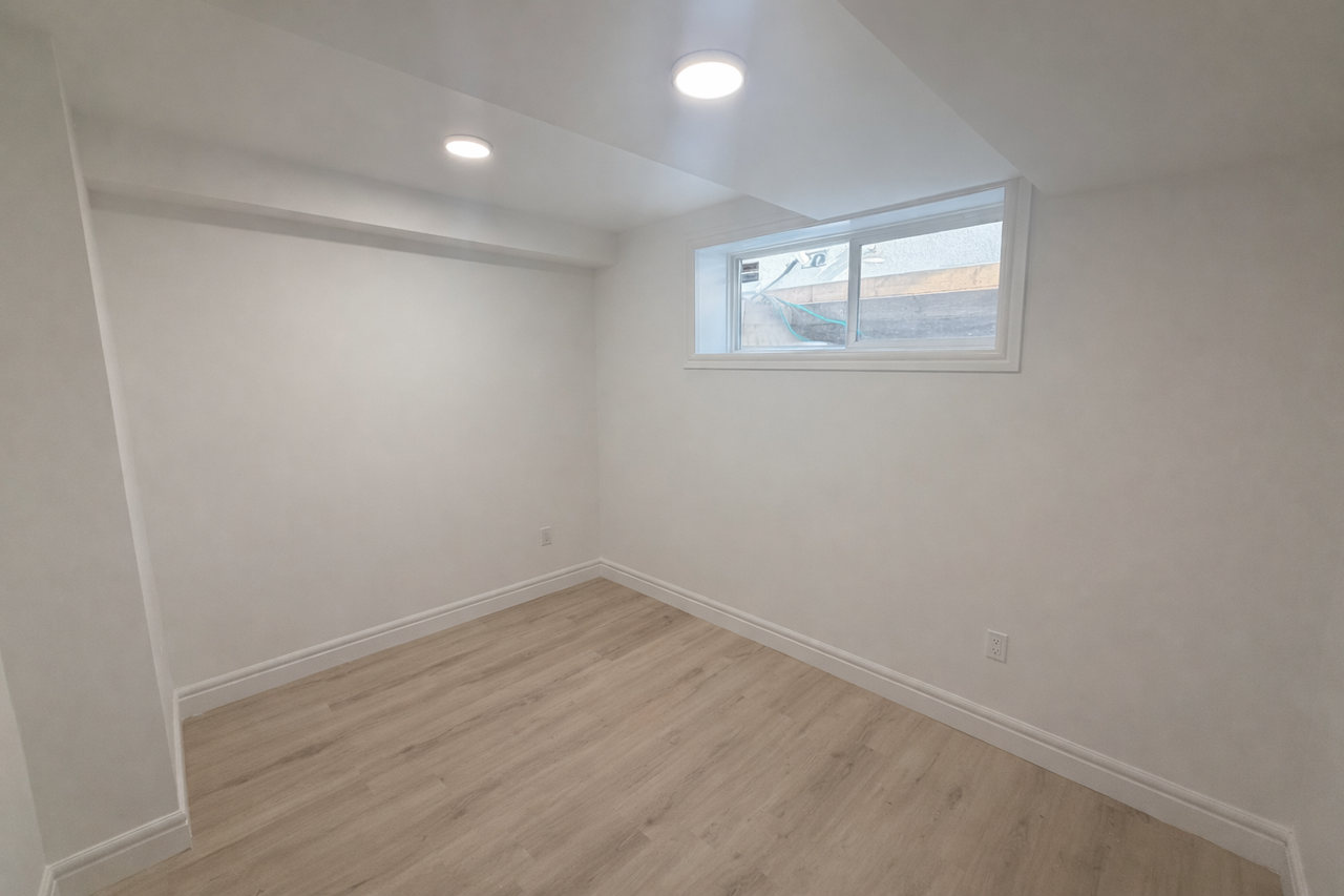 10816 64 Ave Nw Bsmt #Bsmt - Photo 3 of 9