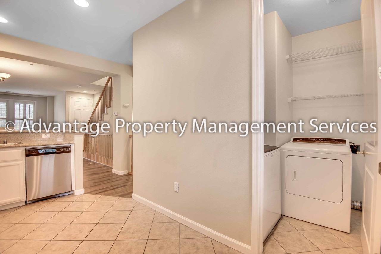 3716 Central Pkwy - Photo 6 of 23