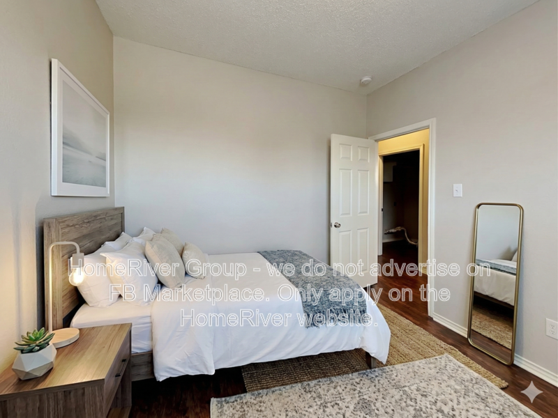 501 Blueberry Hill Ln - Photo 6 of 31