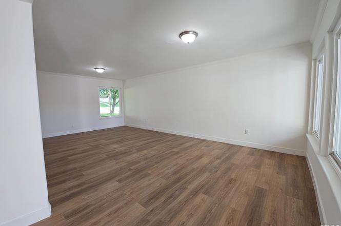 3915 Noel Pl - Photo 4 of 10