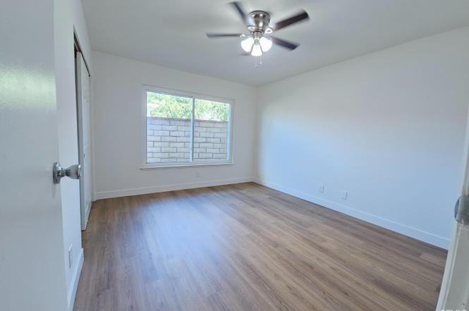 3915 Noel Pl - Photo 7 of 10