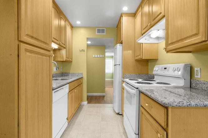 312 Tradewinds Dr #3 - Photo 3 of 13