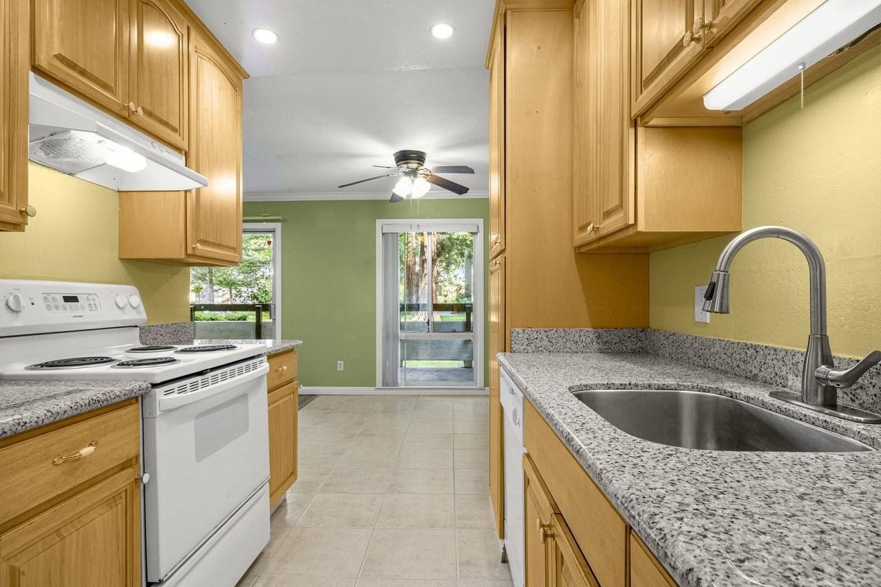 312 Tradewinds Dr #3 - Photo 7 of 13