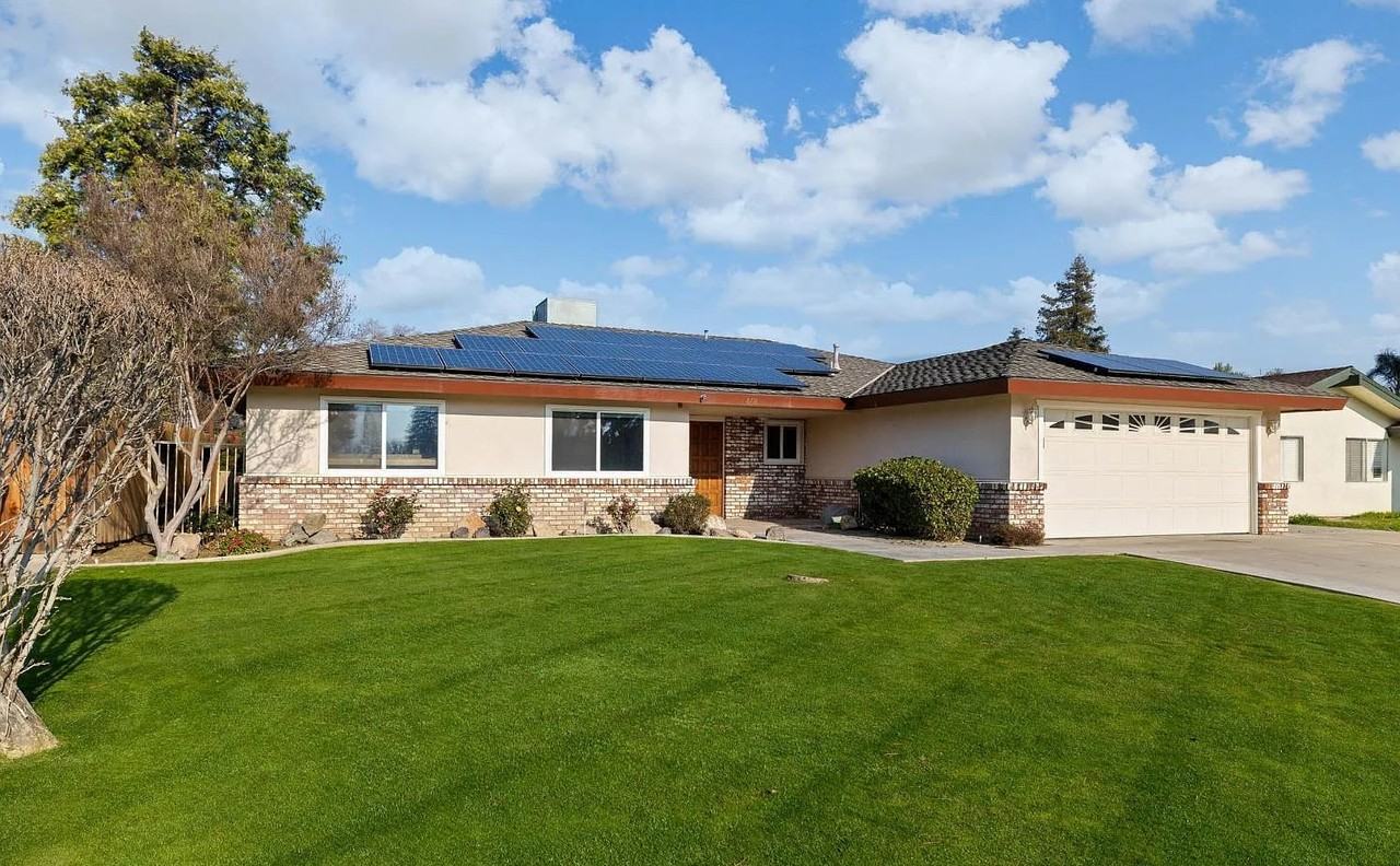 6716 Olympia Dr - Photo 3 of 8