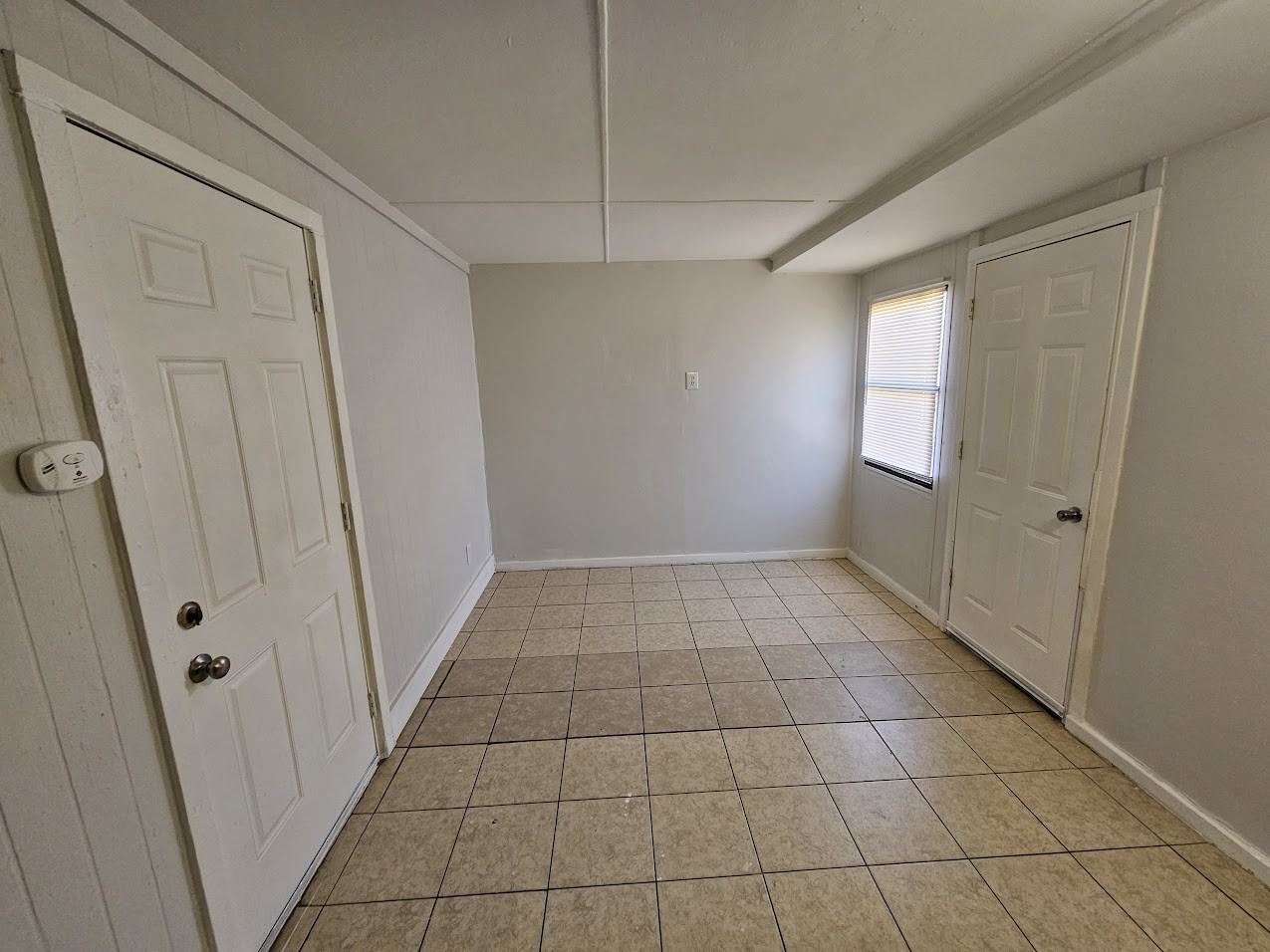 325 Nw 86th St - Photo 7 of 14