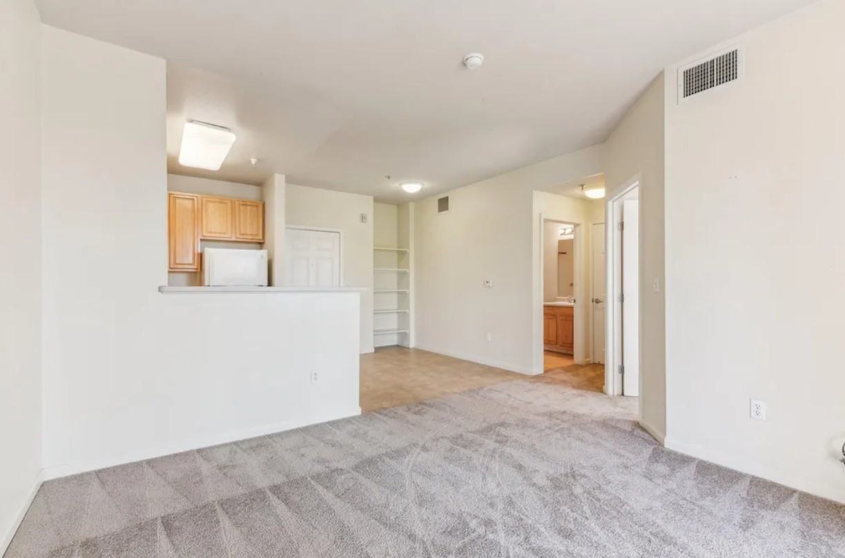 4503 Snell Ave - Photo 4 of 10