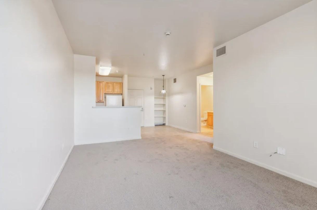 4503 Snell Ave - Photo 5 of 10