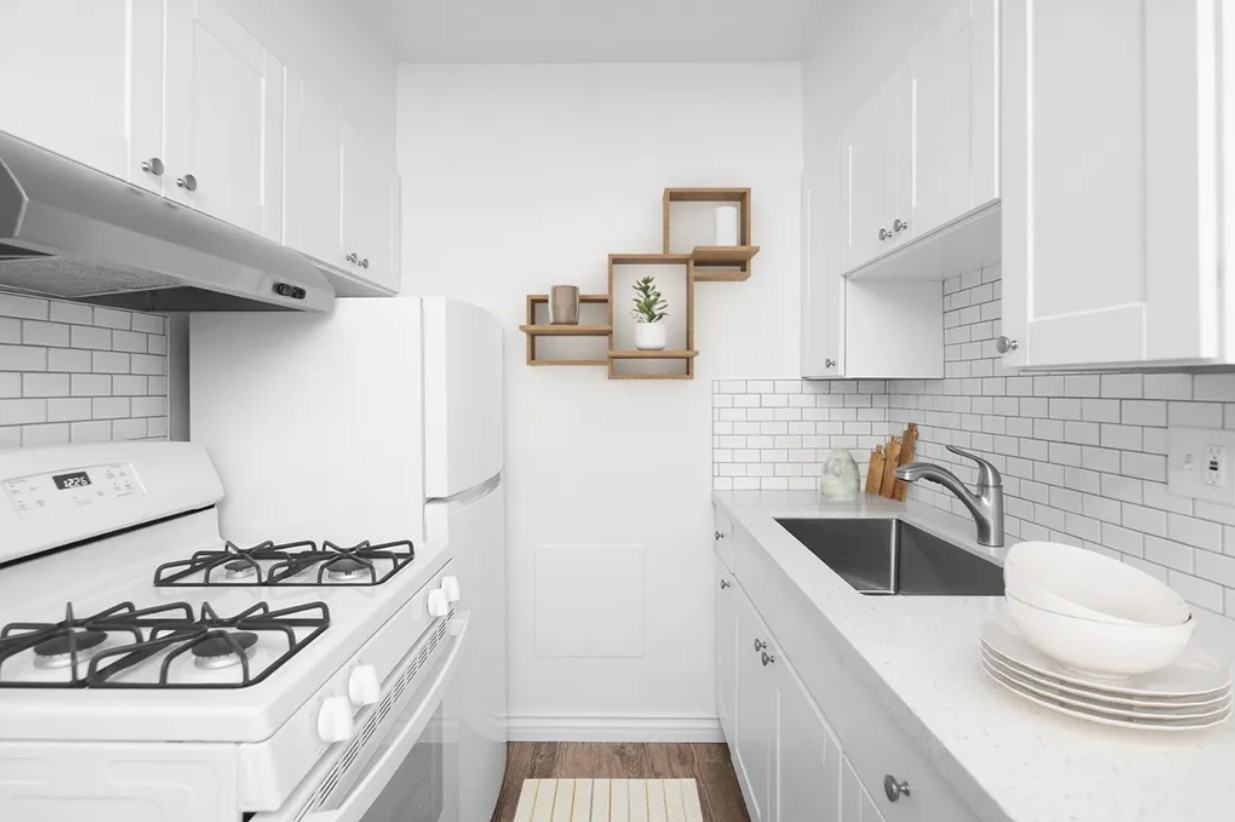 2712 Grand Ave - Photo 2 of 11