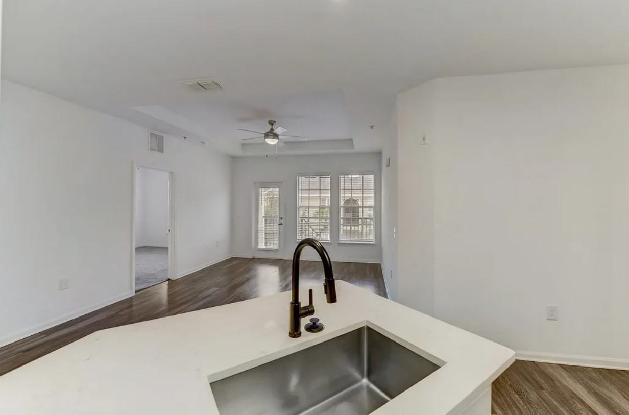 35942 Inspiration Dr - Photo 3 of 13