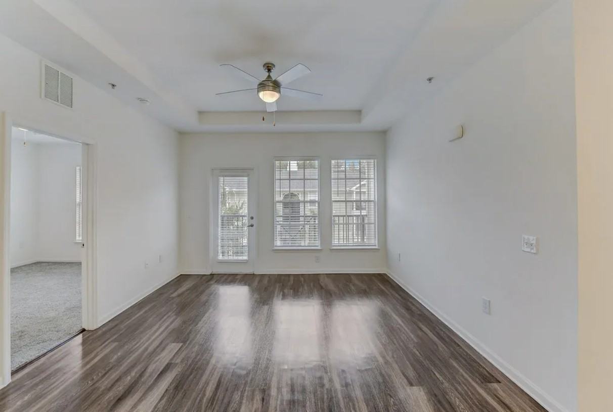 35942 Inspiration Dr - Photo 7 of 13