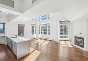 featured image of 205 E 59th St
