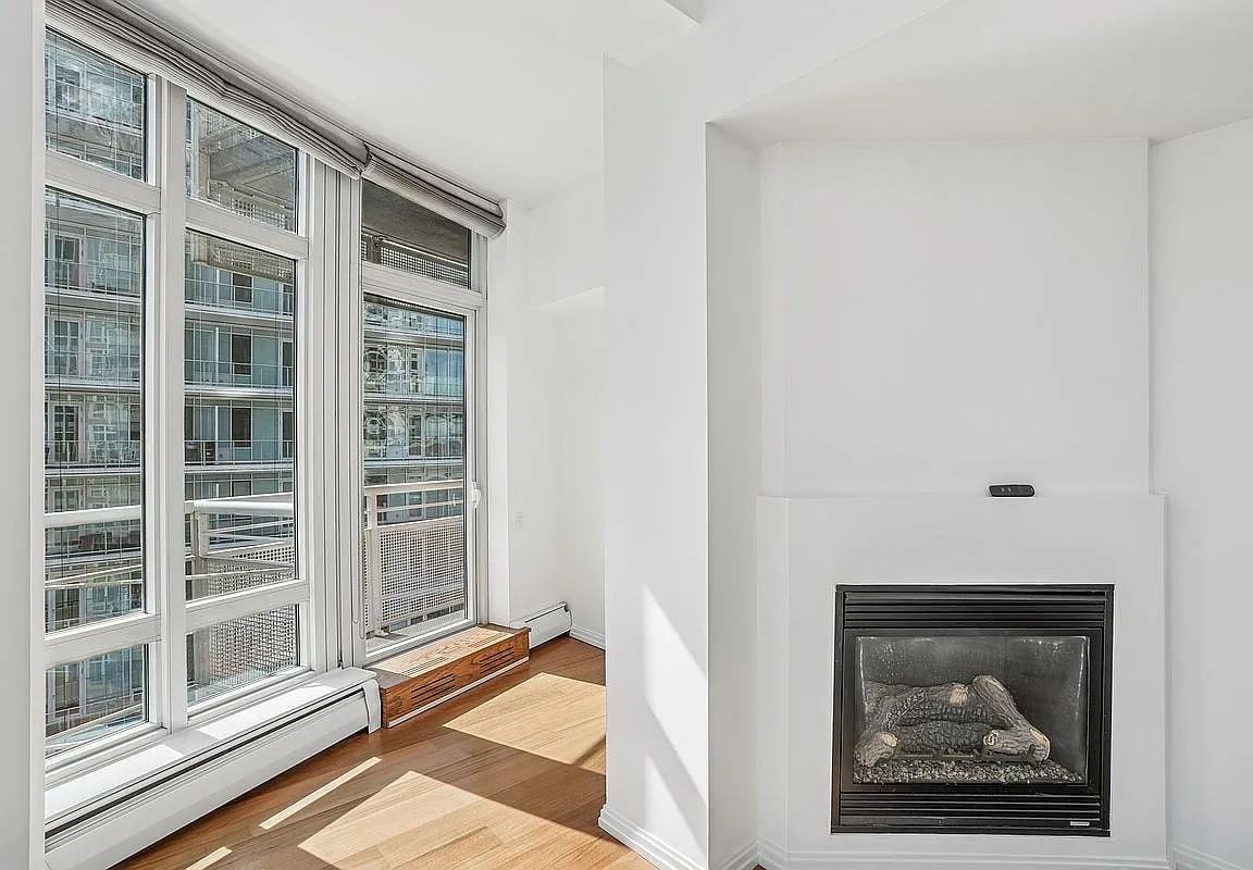 205 E 59Th St - Photo 6 of 8