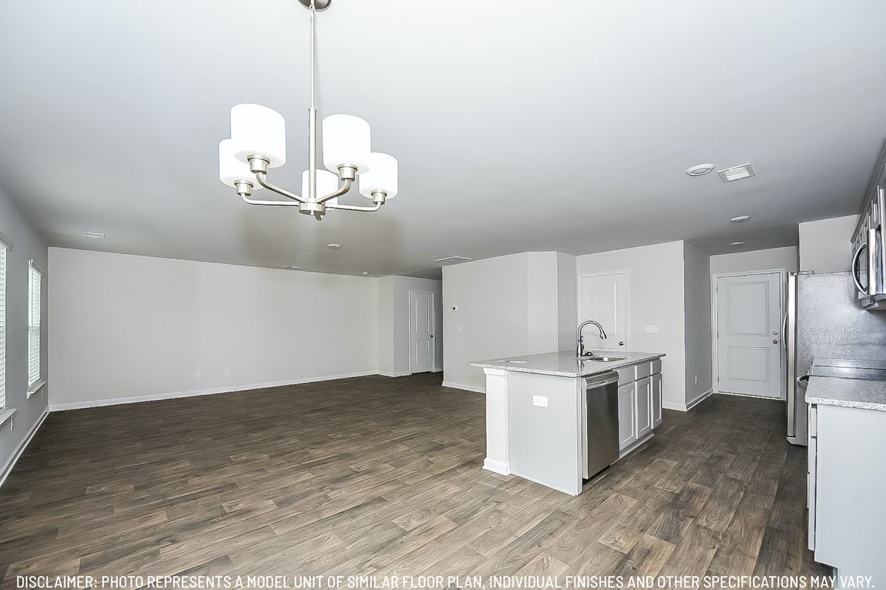 526 Blue Garden Way - Photo 6 of 10