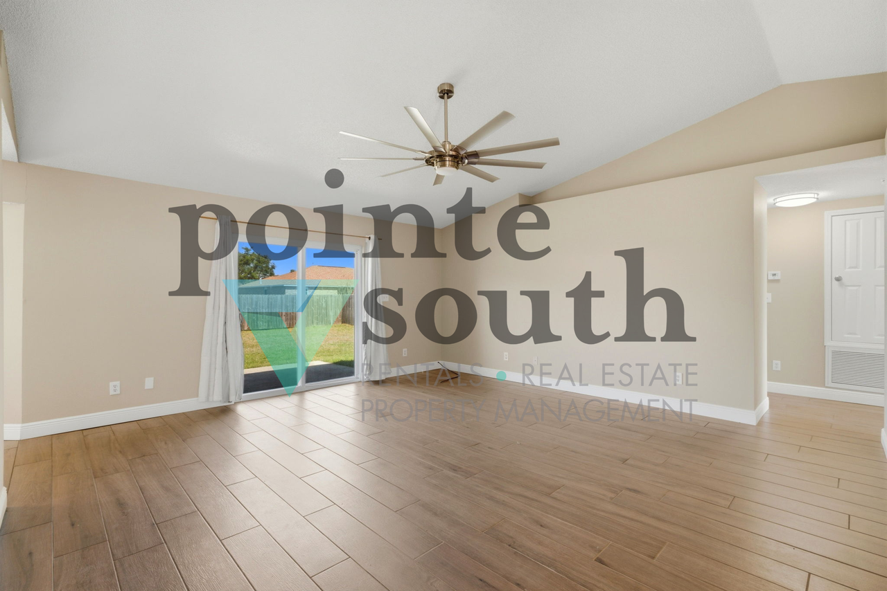 520 Batten Blvd - Photo 6 of 39