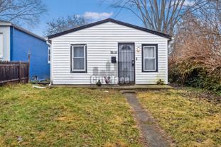 2415 N Oxford St - Photo 1 of 1