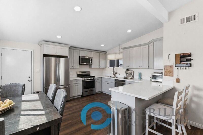 2047 Finch Ln - Photo 3 of 22