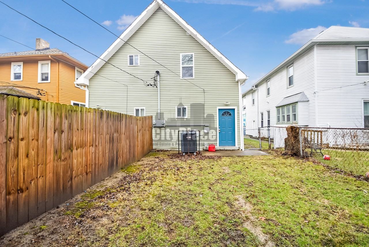 119 N Grant Ave - Photo 6 of 22