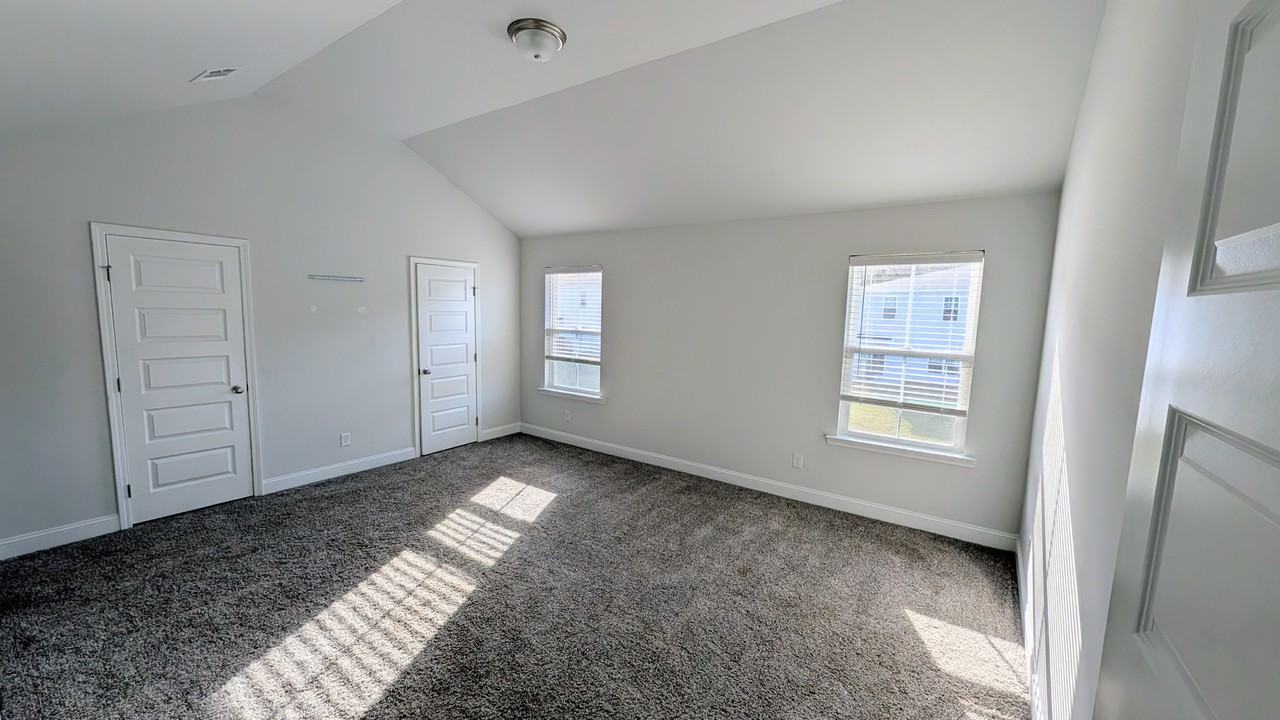 337 Governor Gwinnett Way - Photo 5 of 9